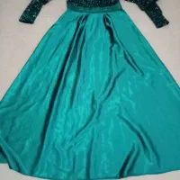 ۲ عدد لباس مجلسی دخترانه|لباس|هشتگرد, شهرک صبا سوله|دیوار