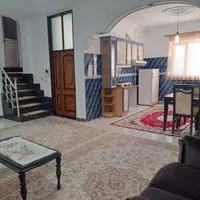 سوئیت ویلایی دوبلکس دارای حیاط وپارکینگ
