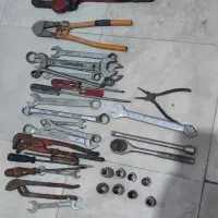 تعدادی آچار و بکس|ابزارآلات|بندرعباس, |دیوار