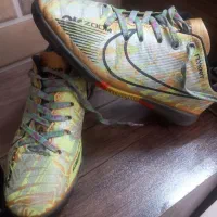 کتونی ورزشی فوتبال چمن مصنوعی ۳۵ درحدنوجنس درجه ۱