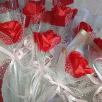 گل روبانی|گل مصنوعی|قدس, شهر‌قدس|دیوار