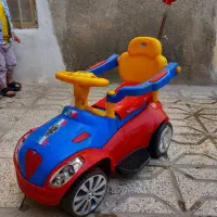 یک عدد ماشین سایز بزرگ و خروس به فروش می‌رسد