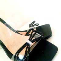 صندل طلقی دو بند پاشنه شیشه ای در دو طرح