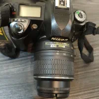 دوربین عکاسی نیکون D70