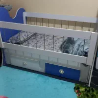 تخت  صفر و ترو تمیز مرتب