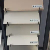 منشی دفتر فروش دو نفر خانوم