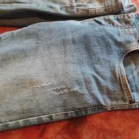 شلوار جین در حد نو