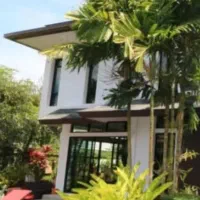 ویلایی / دوبلکسی / ۲۰۰متری / چهاراه / گلسار