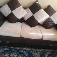 یک دست مبلمان ویک کاناپه