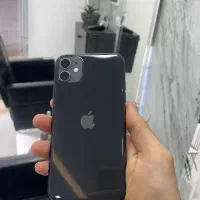گوشی آیفون iphone 11 نرمال در حد نو