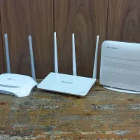 دو عدد مودم wan دار برای پخش وایر لس و لن