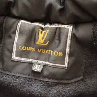 کاپشن|لباس|بیرجند, |دیوار