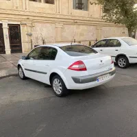 مگان ۲۰۰۰ اتومات|خودرو سواری و وانت|تهران, صادقیه|دیوار