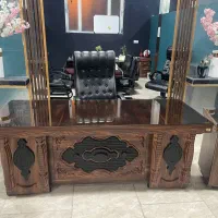 میز پیشخوان و صندلی در حد