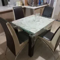 میز ناهارخوری  ۴نفره وجلو مبلی