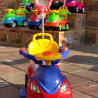 ماشین همانند کالاسکه کودک|اسباببازی|تهران, سلسبیل شمالی|دیوار