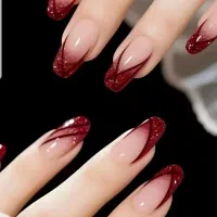 ناخن کار حرفه ای