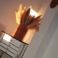 کنسول و گل و گلدان