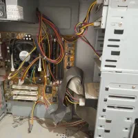 فروش لپ تاپ کارکرده و کیس با مانیتور