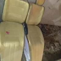 صندلی آرایشگاه همراه با سرشور