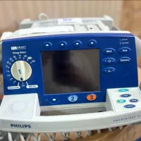 فروش الکتروشوک و دیفیبریلاتور بیمارستانی|پزشکی|تهران, فلسطین (میدان انقلاب)|دیوار