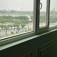 نیروی دفتری خانم