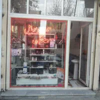 فروش مغازه درخیابان پاسداران روبروی سینماایران