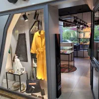 مغازه ۲۲ متری