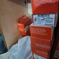 پریز ترانک قرمز و سفید