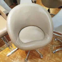 فروش فروی با تخفیف تخت.ترولی.صندلی|آرایشگاه و سالن‌های زیبایی|تهران, آسمان|دیوار