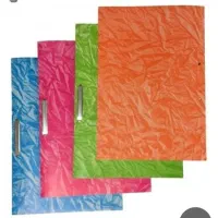 تعداد زیادی پوشه در رنگ های مختلف نو