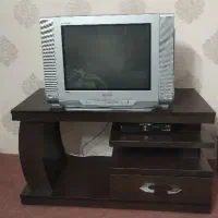 تلویزیون و زیر تلویزیون