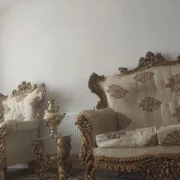 یک سرویس مبل ۷ نفره