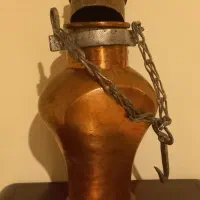 ظرف روغن مسی آنتیک|کلکسیون اشیاء عتیقه|ساری, |دیوار