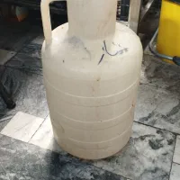 دبه خیار شور سالم