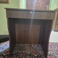 میز تحریر چوبی