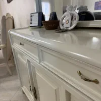 کنسول|بوفه، ویترین، کنسول|میانه, |دیوار