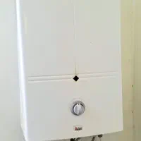 ابگرمکن بوتان ۳۲۱۸  بسیار کم کارکرد وتمیز