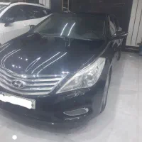 آزرا گرنجور مدل ۲۰۱۳