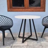 میز و صندلی