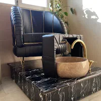 صندلی پدیکور به همراه وسایل