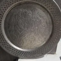 مجموعه ای از سینی مسی و ساعت و مجسمه برنزی|کلکسیون اشیاء عتیقه|پاکدشت, پاکدشت (مامازند)|دیوار