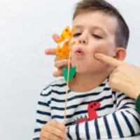 گفتاردرمانی و اصلاح تلفظ در منزل در همدان