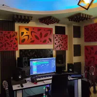 آموزش و تدریس گیتار در محیط استودیو