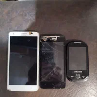 تعدادی گوشی