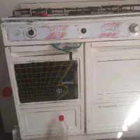 یک عدد گاز سه شعله و یک عدد کابینت بفروش