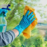 خدمات ونطافت منزل انجام میدم