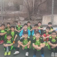 ثبت نام مدرسه فوتبال ستاره سرخ5الی 16سال