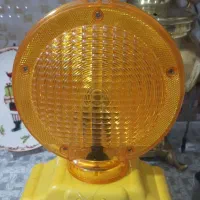 چراغ چشمک زن ساخت آلمان|لامپ و چراغ|مشکیندشت, |دیوار