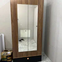 کمد ام دی اف نو ، زیر قیمت